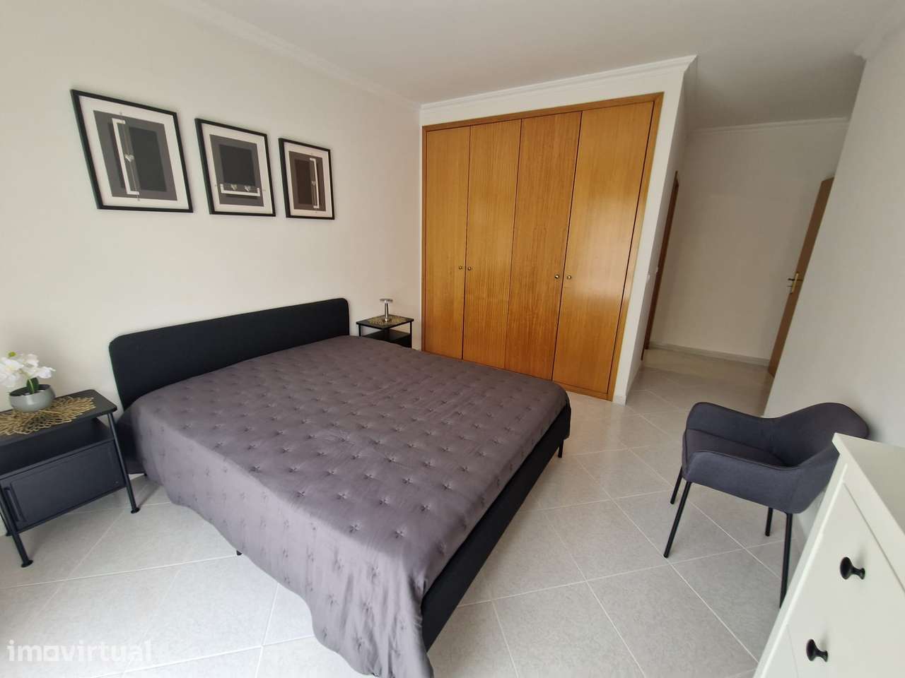 T2 100 m² Totalmente Renovado  Mobilado e Decorado - Grande imagem: 3/12