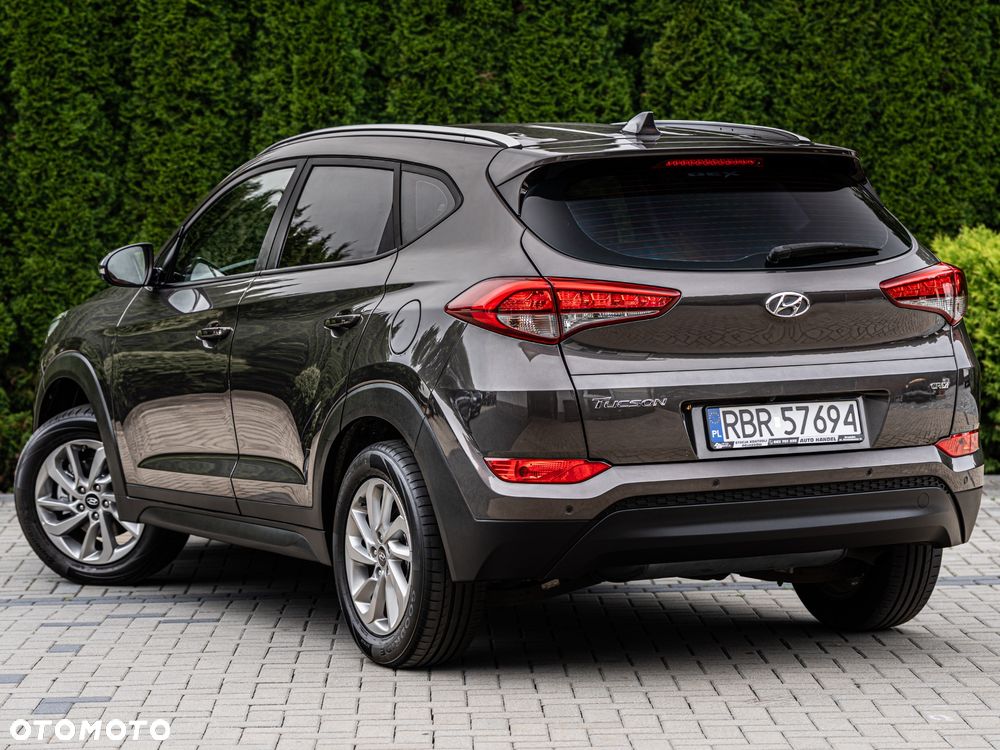 Hyundai Tucson 1.7 CRDI BlueDrive Style 2WD - 3