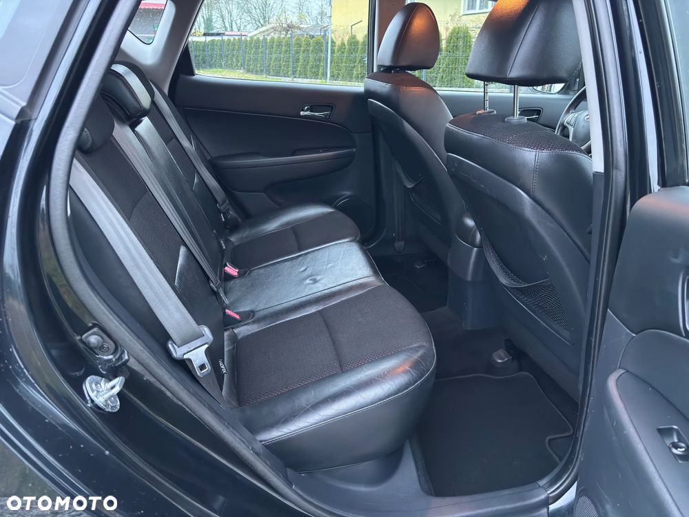 Hyundai i30 1.6 CRDI Edition Plus - 10