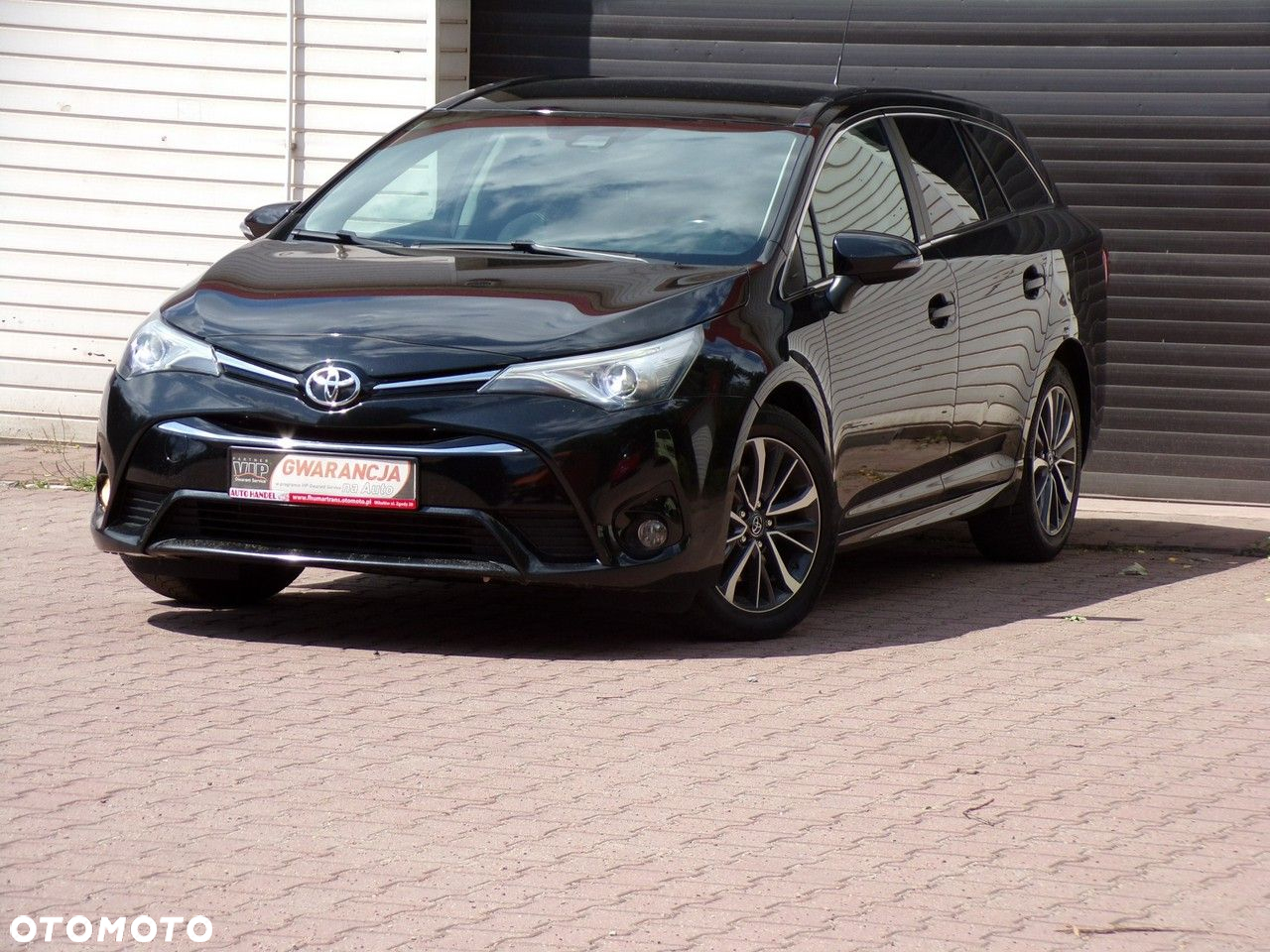 Toyota Avensis - 5