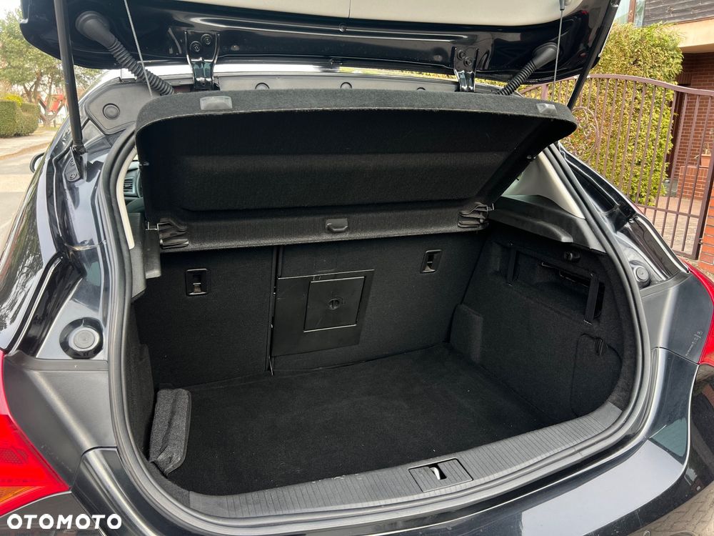 Opel Astra 1.4 T Enjoy EU6 - 17