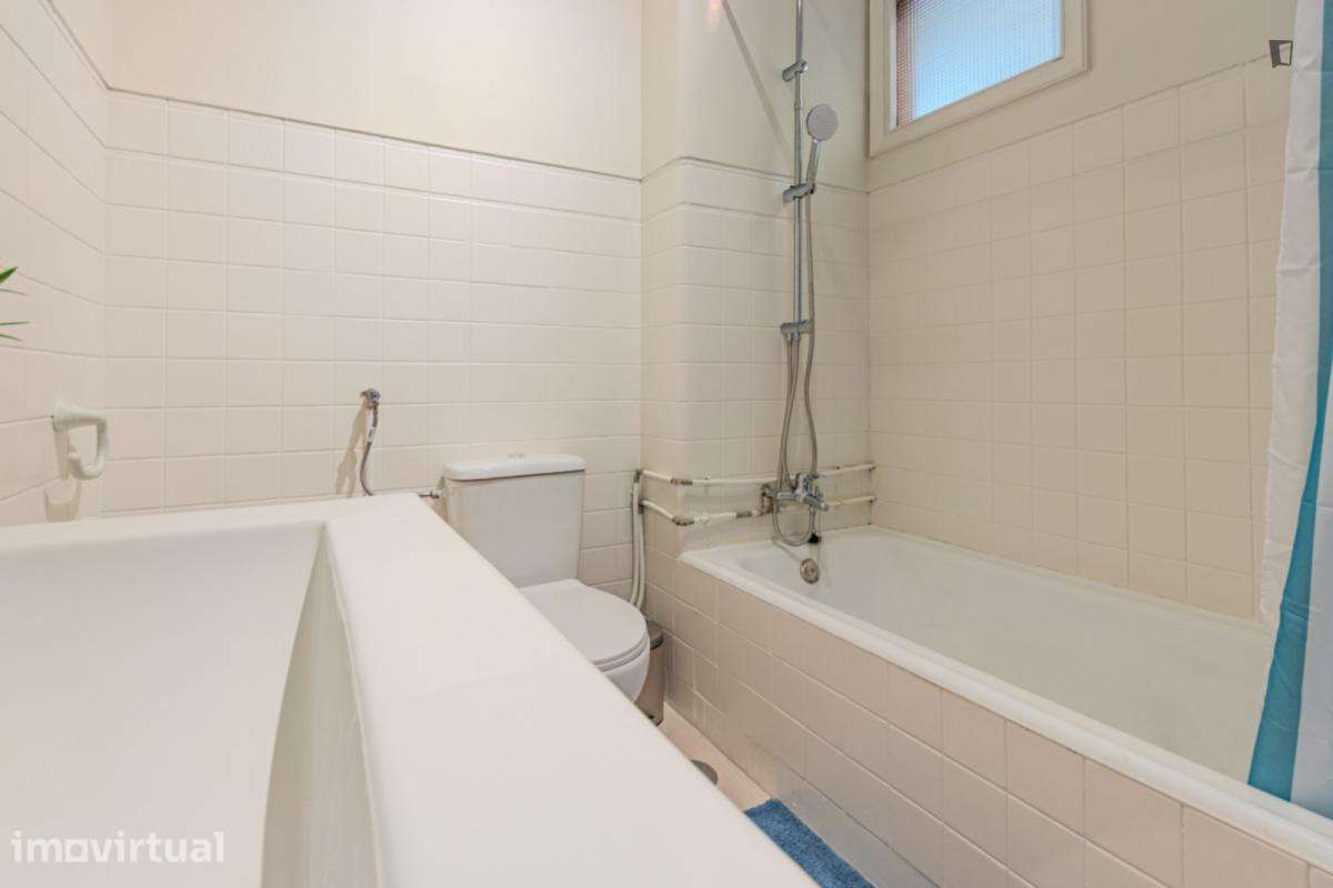 Quarto - localizado em Santo Ildefonso Porto - Grande imagem: 4/32