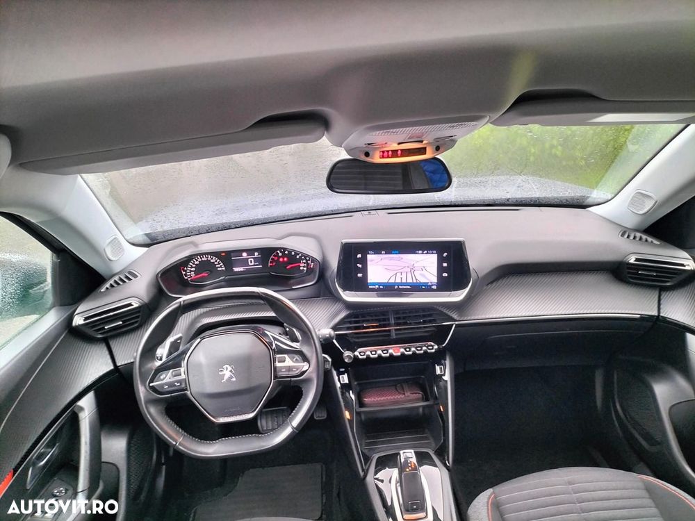 Peugeot 2008 1.5 BlueHDI STT EAT8 Allure - 11