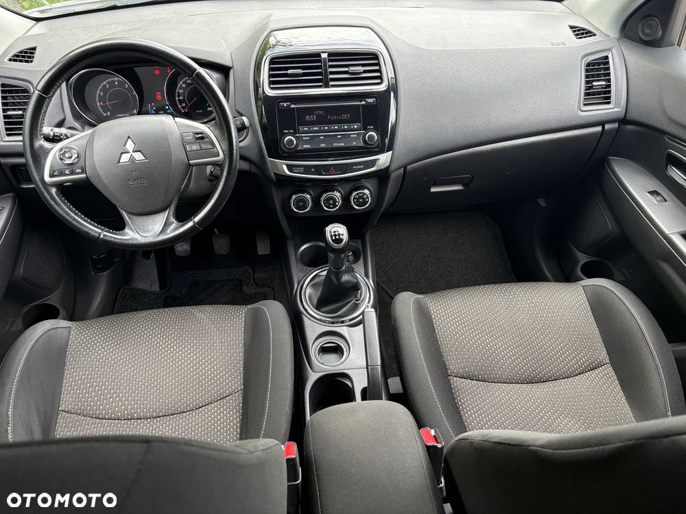 Mitsubishi ASX 1.6 Blue Sky Edition - 11