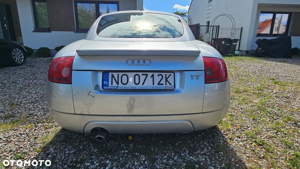 Audi TT Coupé 1.8T - 11