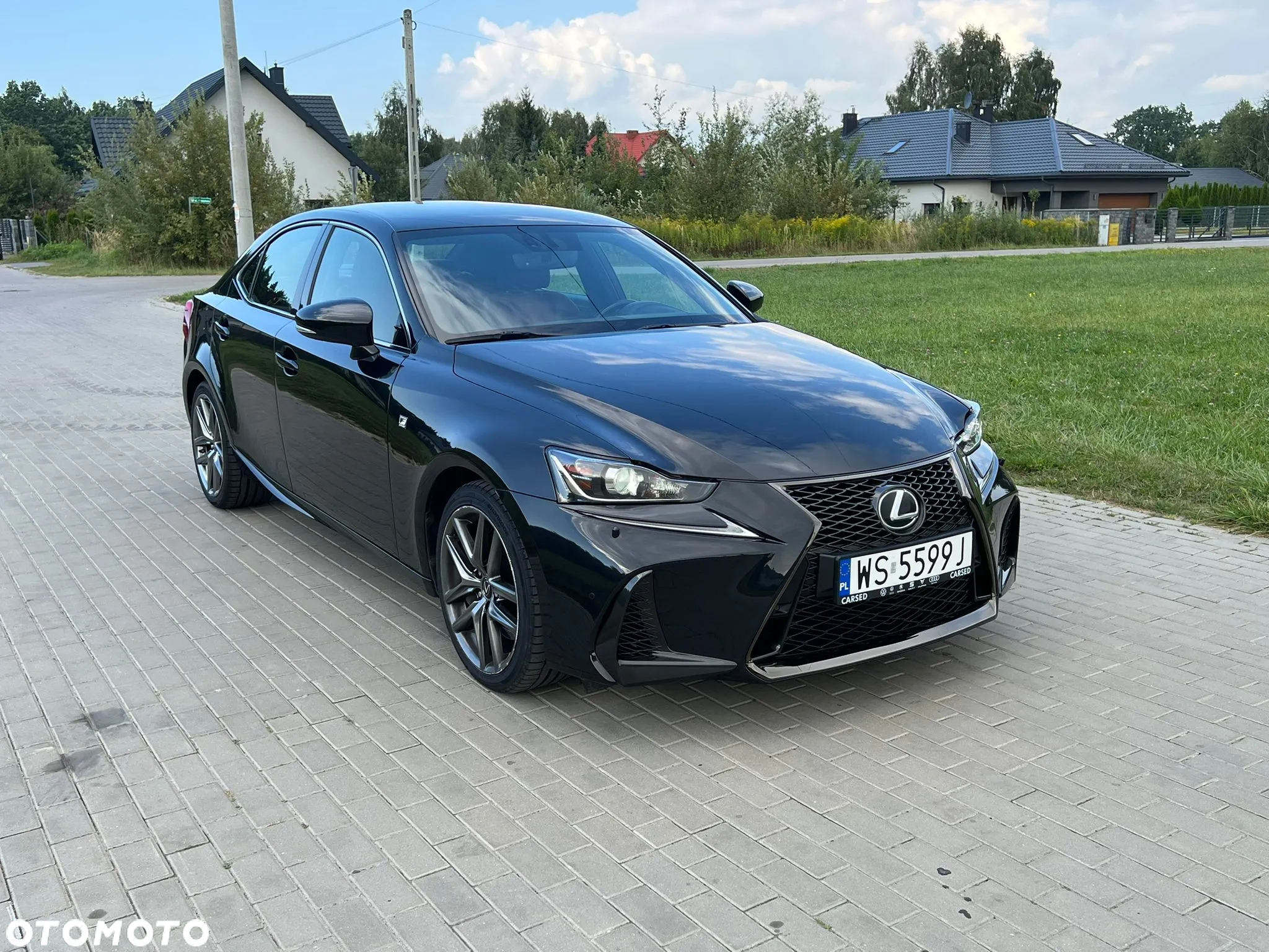 Lexus IS 200t / 300 F Sport - 6