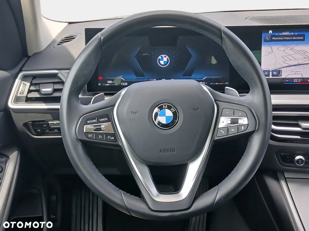 BMW Seria 3 318i - 13