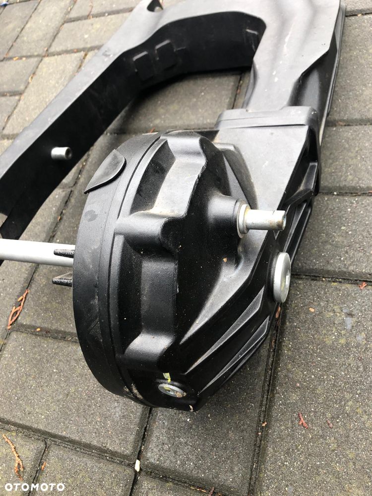 Moto Guzzi V7  zbiornik kolektor kardan  Lampa Led  rama przełączniki - 3