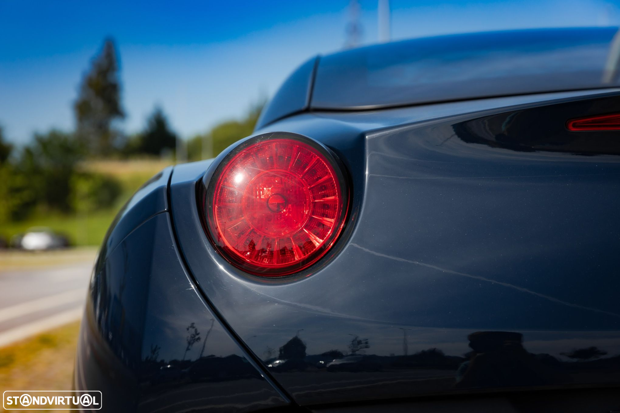 Ferrari California - 8
