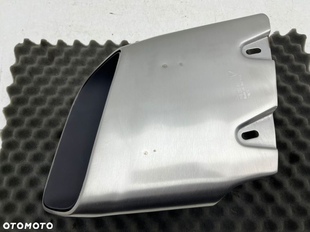 Wydech Macan I 95b LIFT 21r.- NOWA prawa tylna końcówka tłumika nasadka oryginalna prawy tył - 4