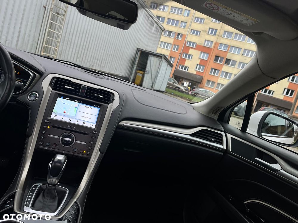 Ford Mondeo 2.0 Hybrid Vignale - 19