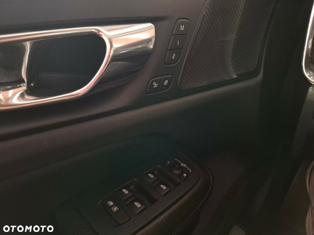 Volvo S60 - 24
