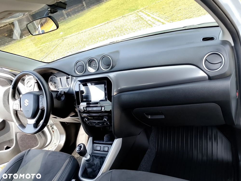 Suzuki Vitara - 31