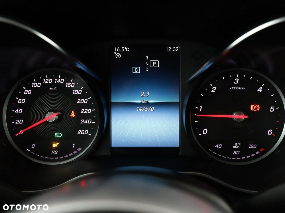 Mercedes-Benz Klasa C 220 d 9G-TRONIC AMG Line - 23