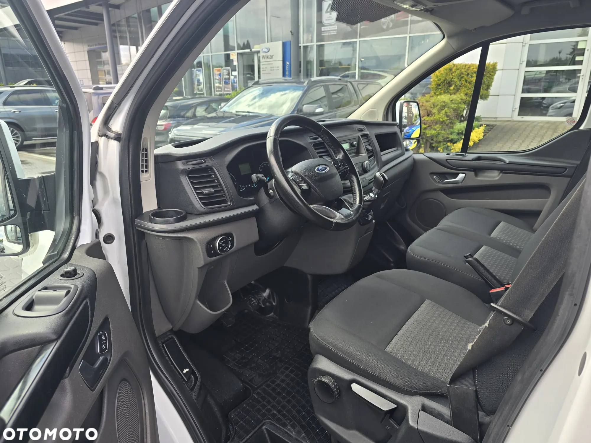Ford Transit Custom 290 L2H1 Limited - 9