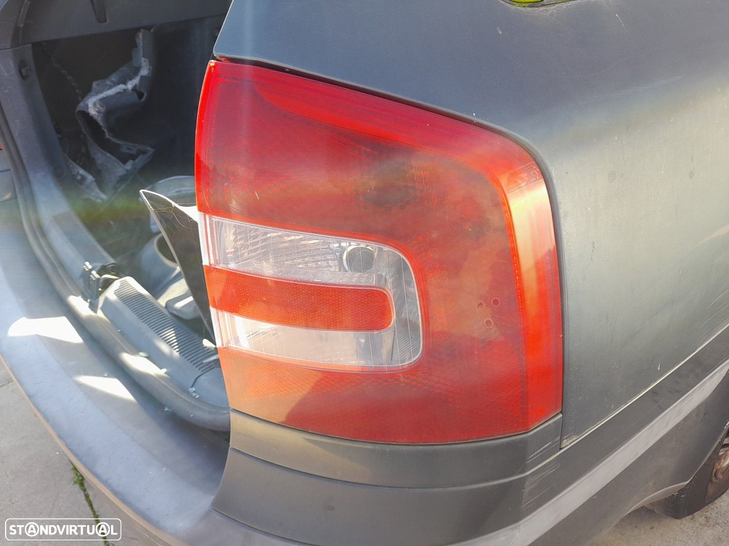 Farolim direito SKODA Octavia II Break (1Z5) - 2