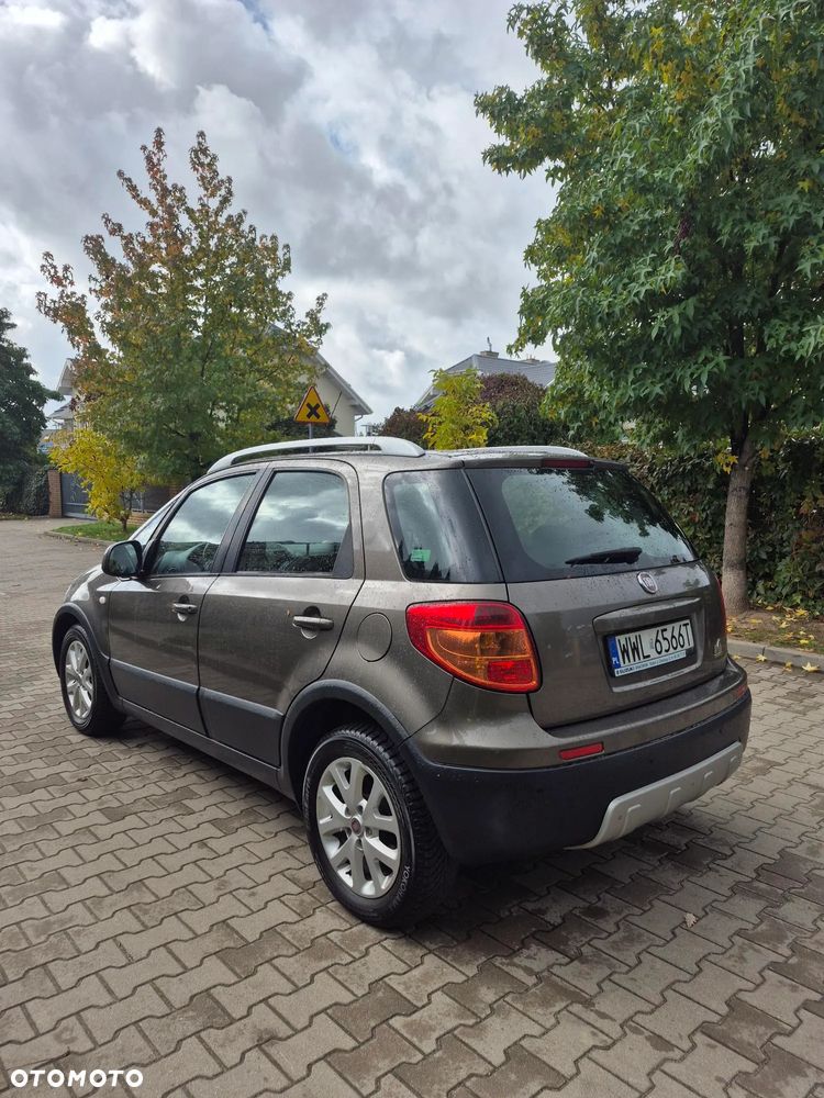 Fiat Sedici 1.6 16V 4x4 Emotion - 4