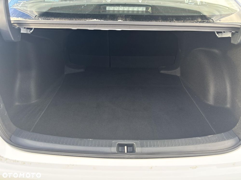 Toyota Corolla 1.8 Hybrid Comfort - 15