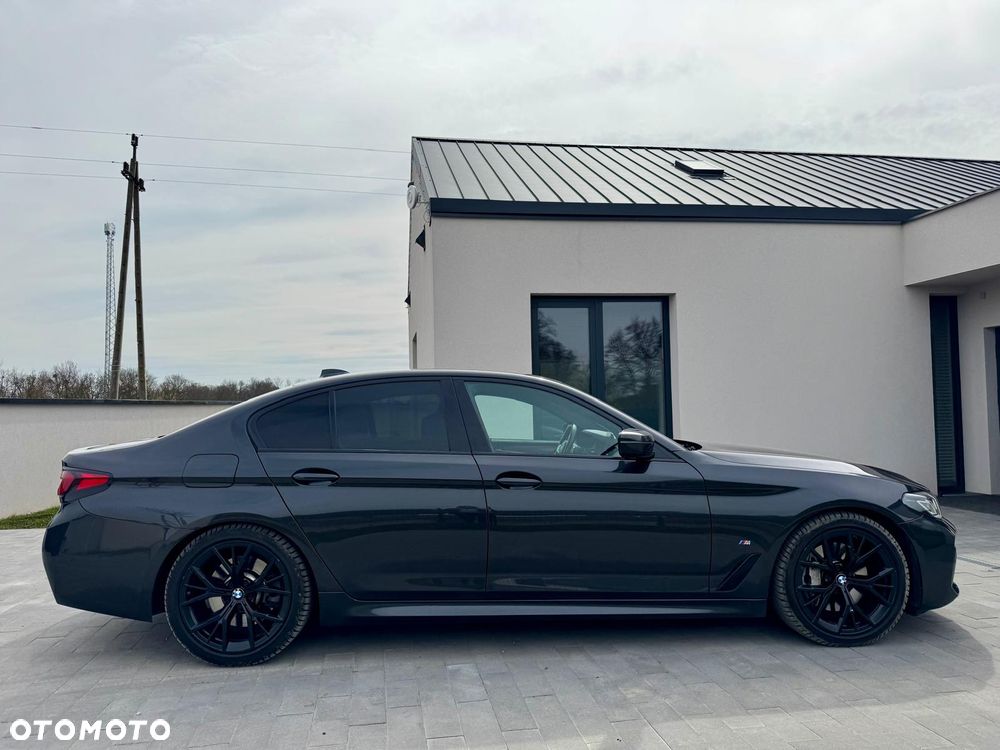BMW Seria 5 540d xDrive mHEV M Sport sport - 3