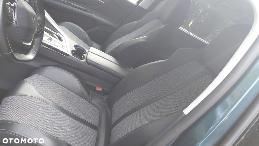 Peugeot 5008 1.2 PureTech Allure Pack S&S EAT8 - 13