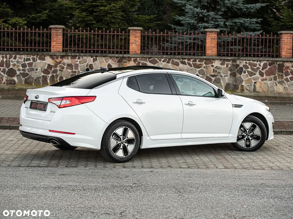 Kia Optima - 14