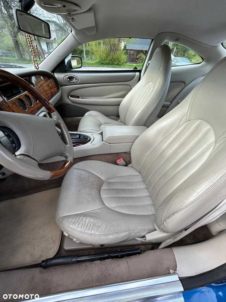 Jaguar XK - 7