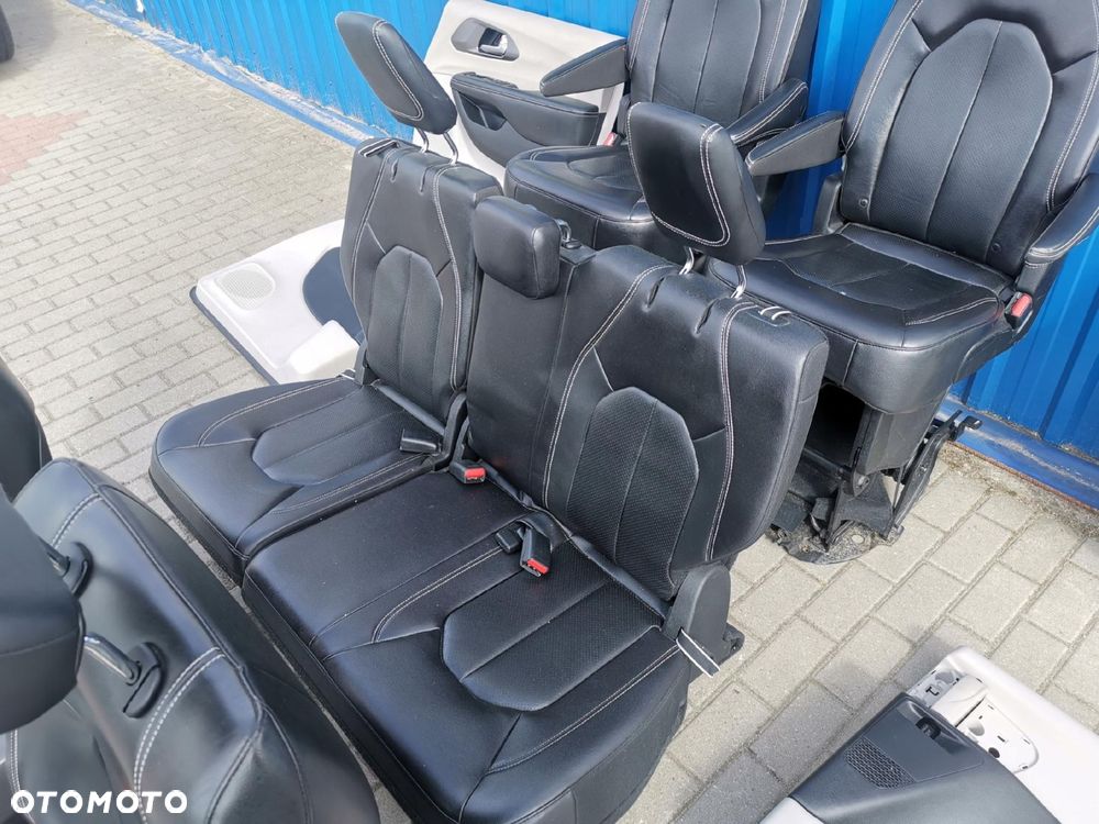 CHRYSLER PACIFICA II LIFT KOMPLET FOTELI BOCZKI 7 OSÓB - 15