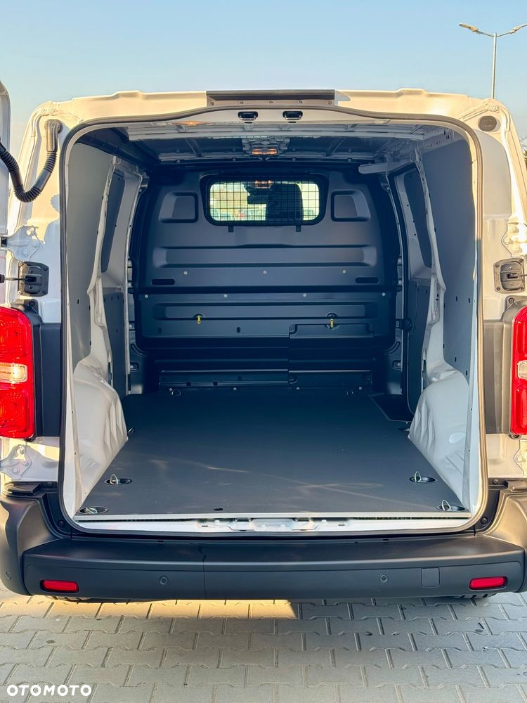 Toyota Proace Long - 13