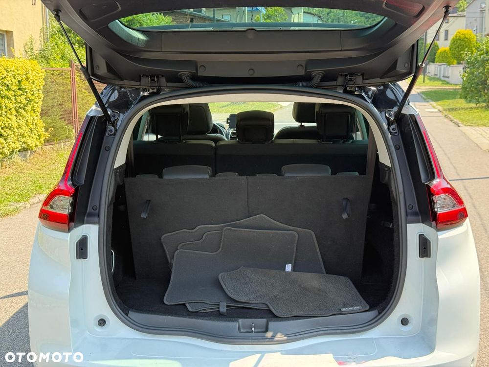 Renault Grand Scenic Gr 1.7 Blue dCi Bose EDC - 10