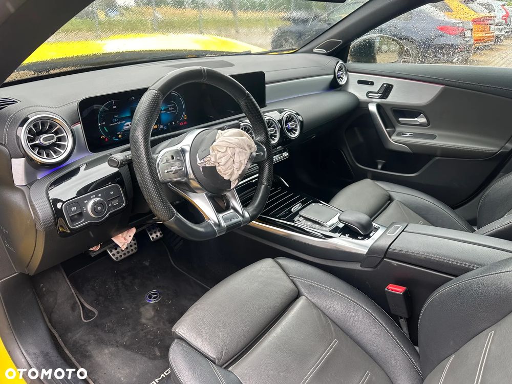 Mercedes-Benz CLA AMG 35 4-Matic 7G-DCT - 11