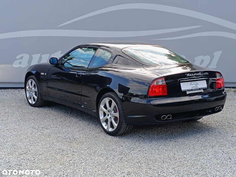 Maserati Coupe - 23