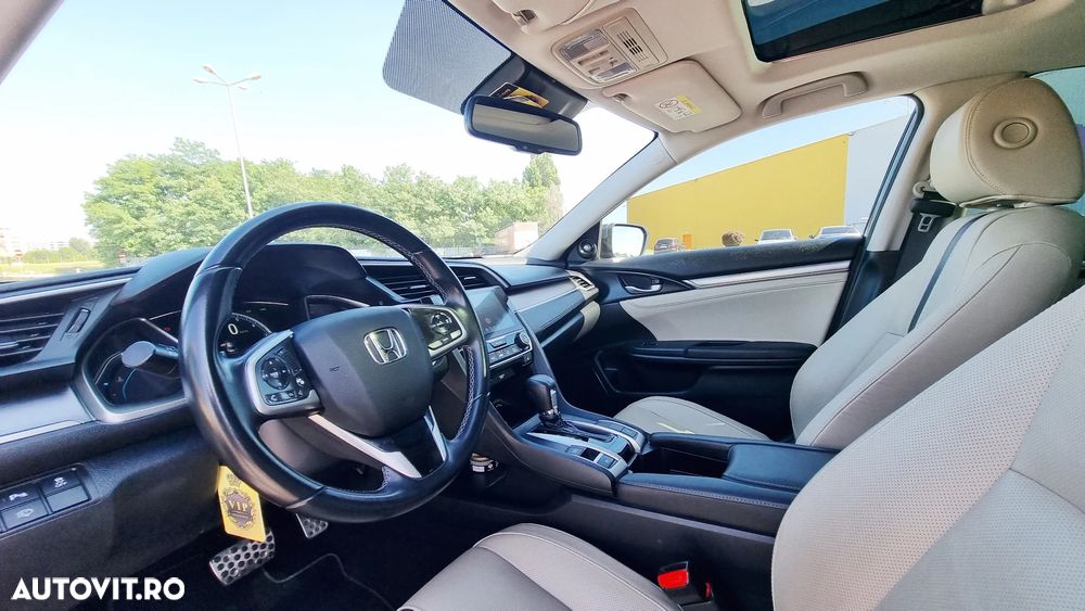 Honda Civic 1.5 VTEC Turbo CVT Executive - 11