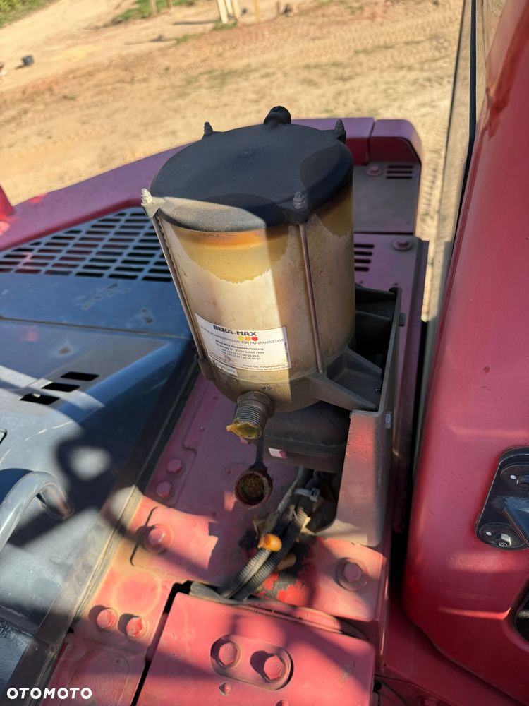 Komatsu PC 228 USLC-10 - 12