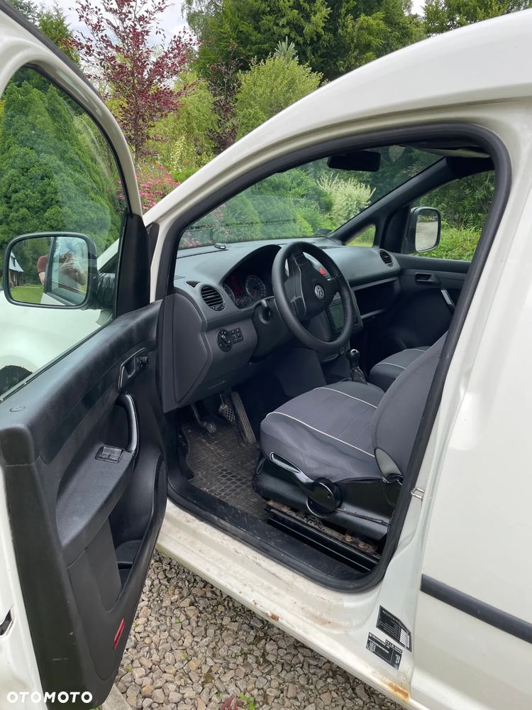 Volkswagen Caddy - 4
