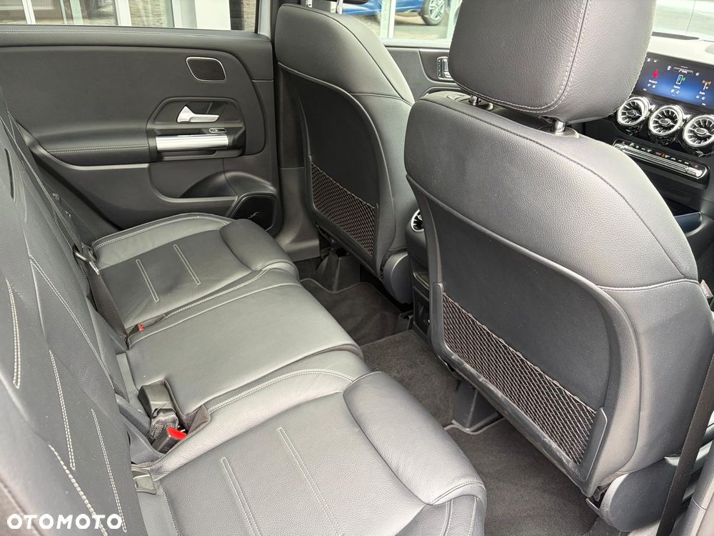 Mercedes-Benz Klasa B 250 4-Matic mHEV AMG Line 8G-DCT - 20
