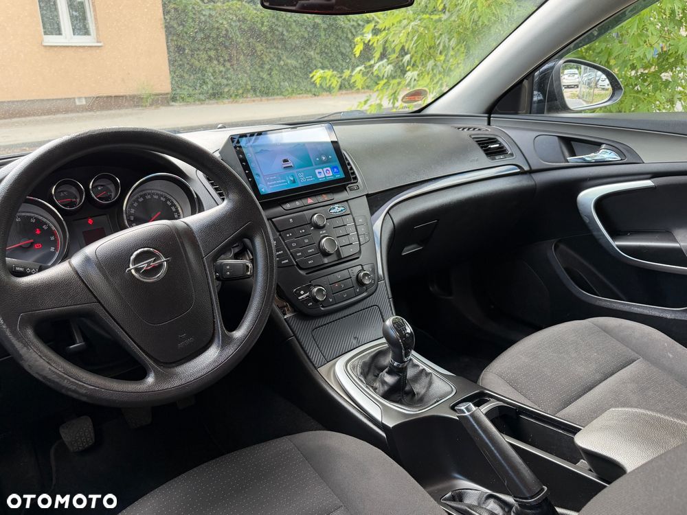 Opel Insignia 1.6 - 11