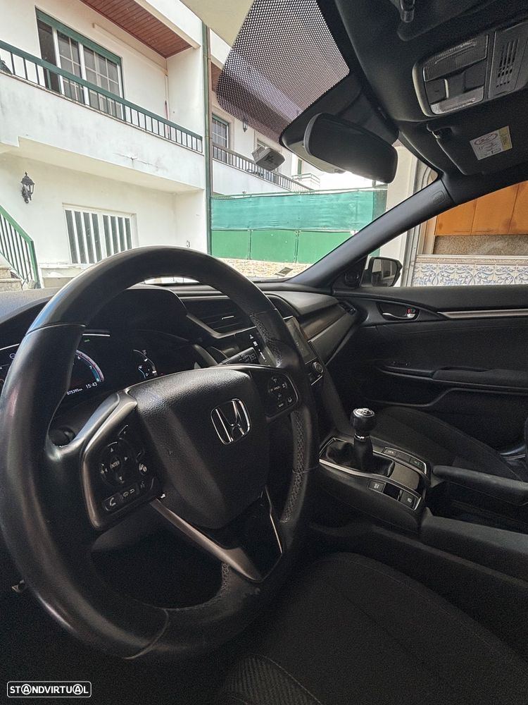 Honda Civic 1.0 i-VTEC Elegance Navi - 6