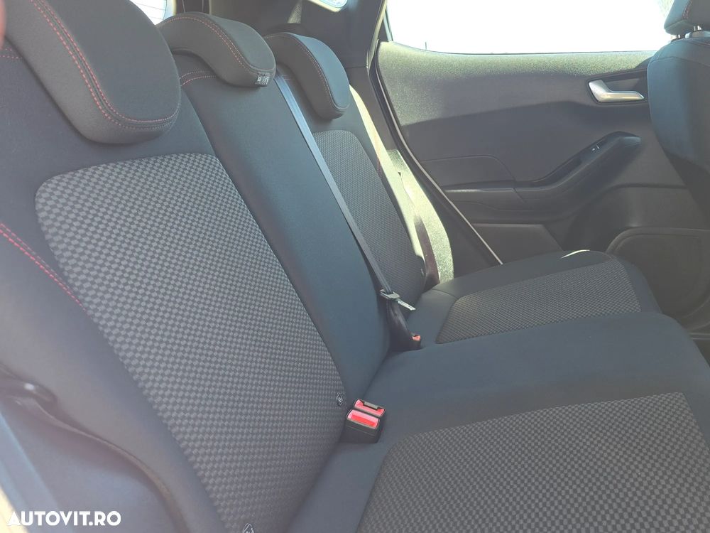 Ford Fiesta 1.0 EcoBoost mHEV ST Line - 17
