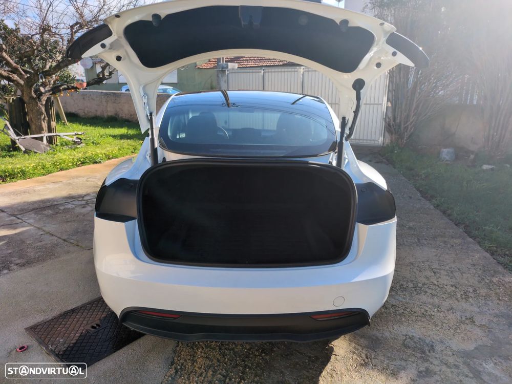 Tesla Model 3 Tração Traseira Standard - 18