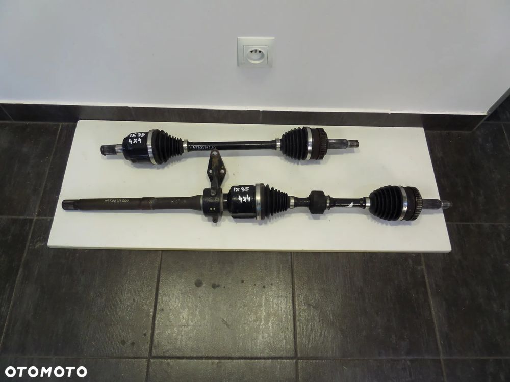 HYUNDAI IX35 2.0 GDI 4x4 LIFT PÓŁOŚ LEWA PRAWA 495002Y210 495012Y660 - 1