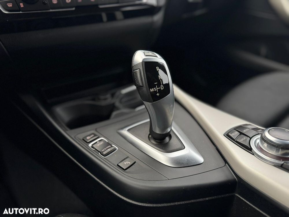 BMW Seria 1 118i Aut. Advantage - 9