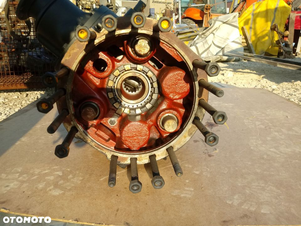 Dyferencjał Dana Spicer Clark Hurth 10/31 Wkład Koło talerzowe Wałek ataku Przekładnia zębata Mechanizm różnicowy Dyfer Atak Satelity Oś Most napędowy Atlas Schaeff Terex JCB Komatsu - 8