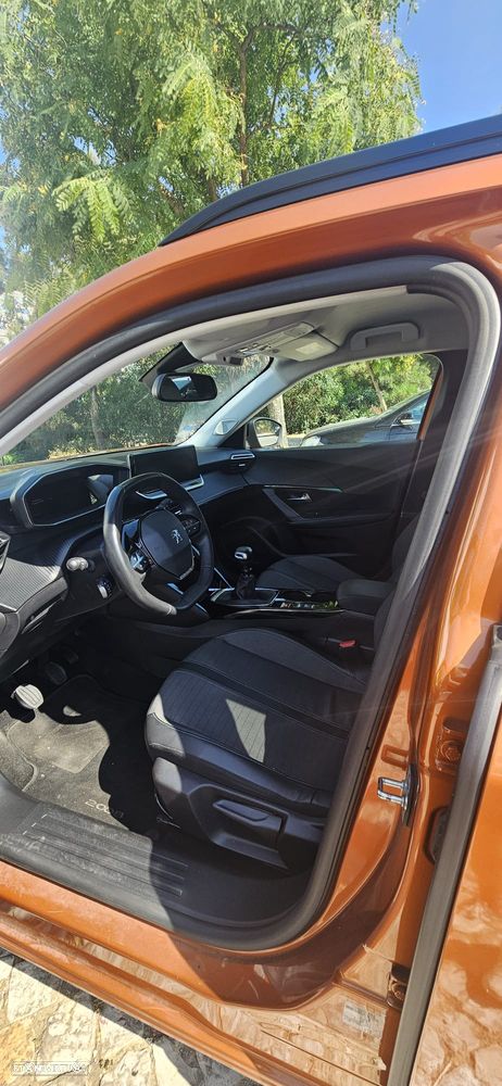 Peugeot 2008 1.2 PureTech Allure Pack - 19