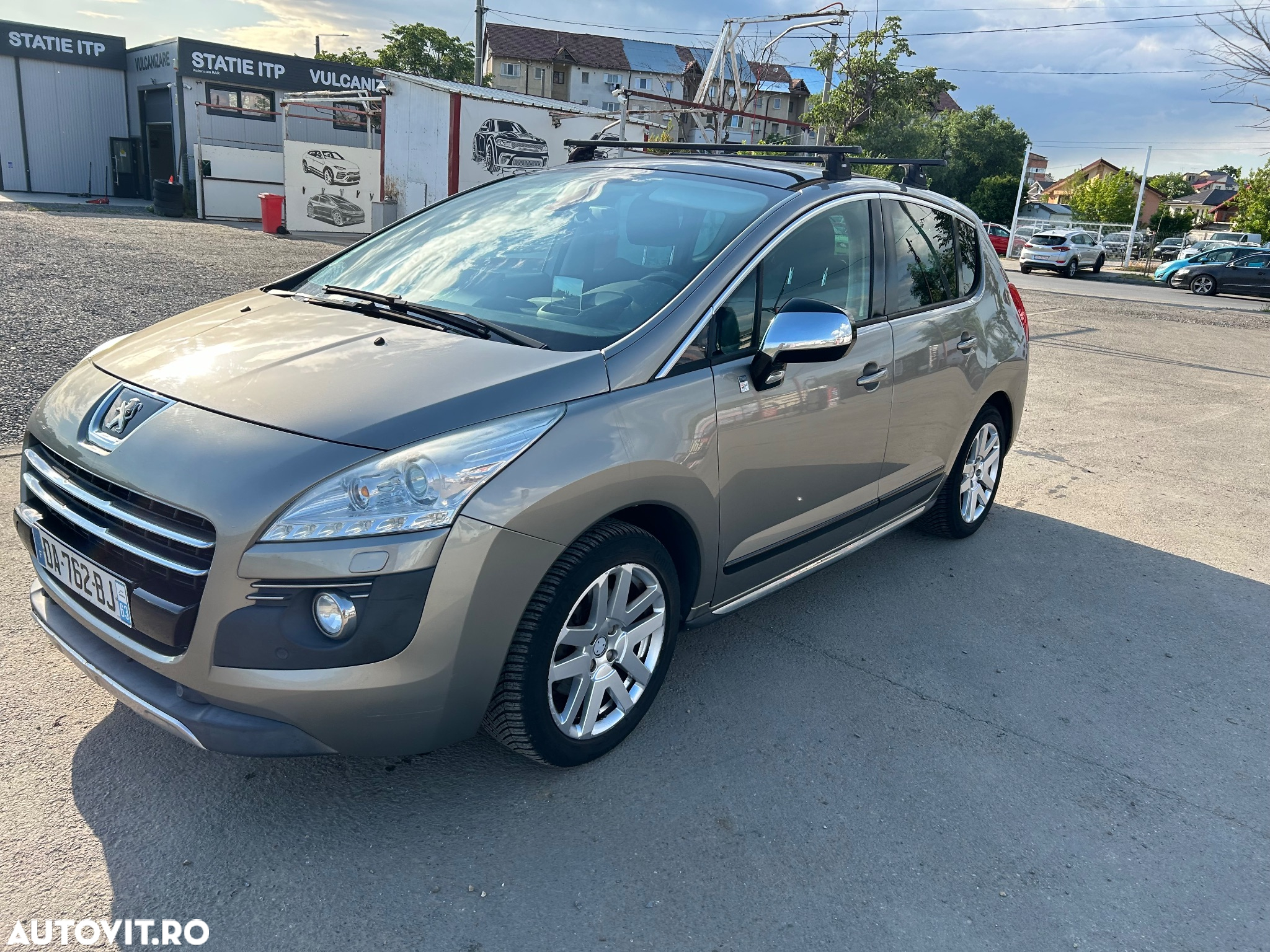 Peugeot 3008 Hybrid4 - 6