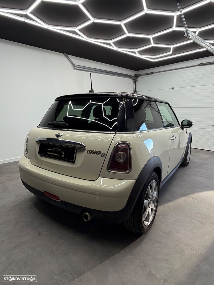 MINI 3 Portas Cooper D - 7
