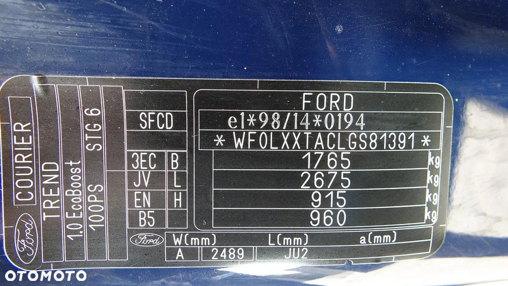 Ford Tourneo Courier 1.0 EcoBoost Trend - 37