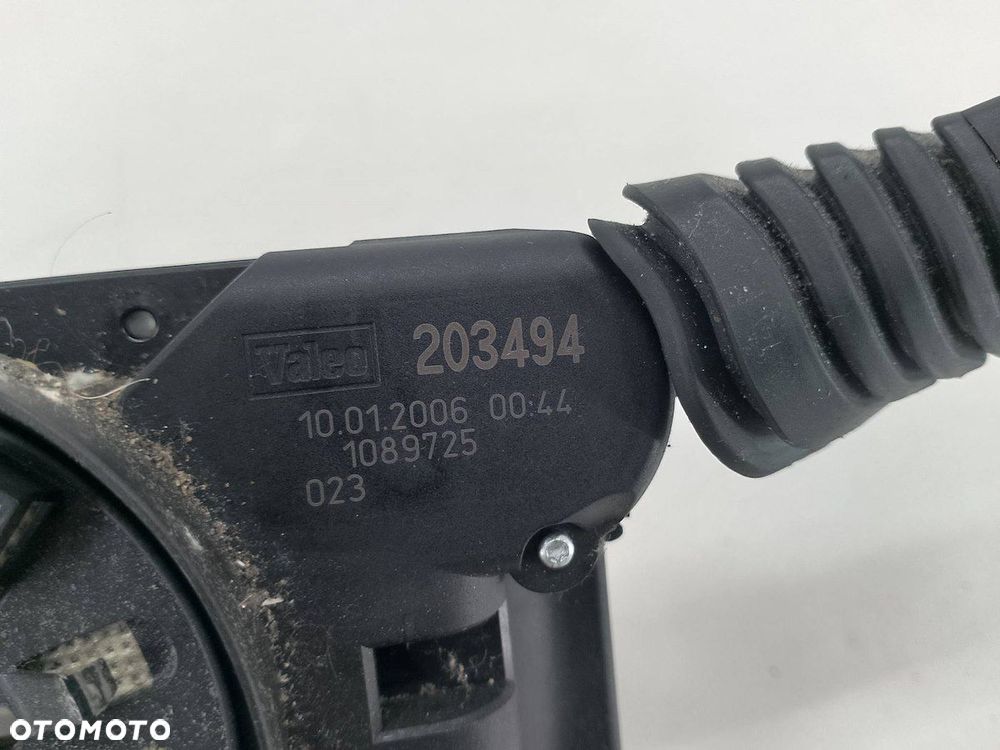 PRZEŁĄCZNIK ZESPOLONY OPEL ZAFIRA B 13177915GC  203494 1.9 CDTI - 4