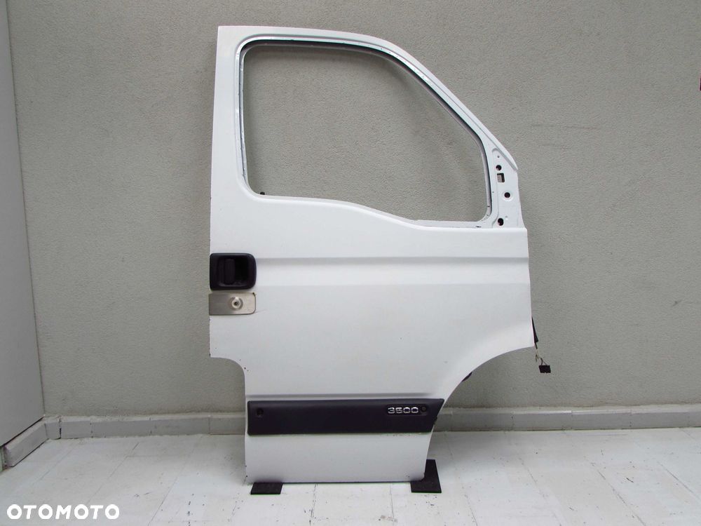 RENAULT MASTER II MOVANO INTERSTAR 00-10 DRZWI PRZOD PRAWE - 1