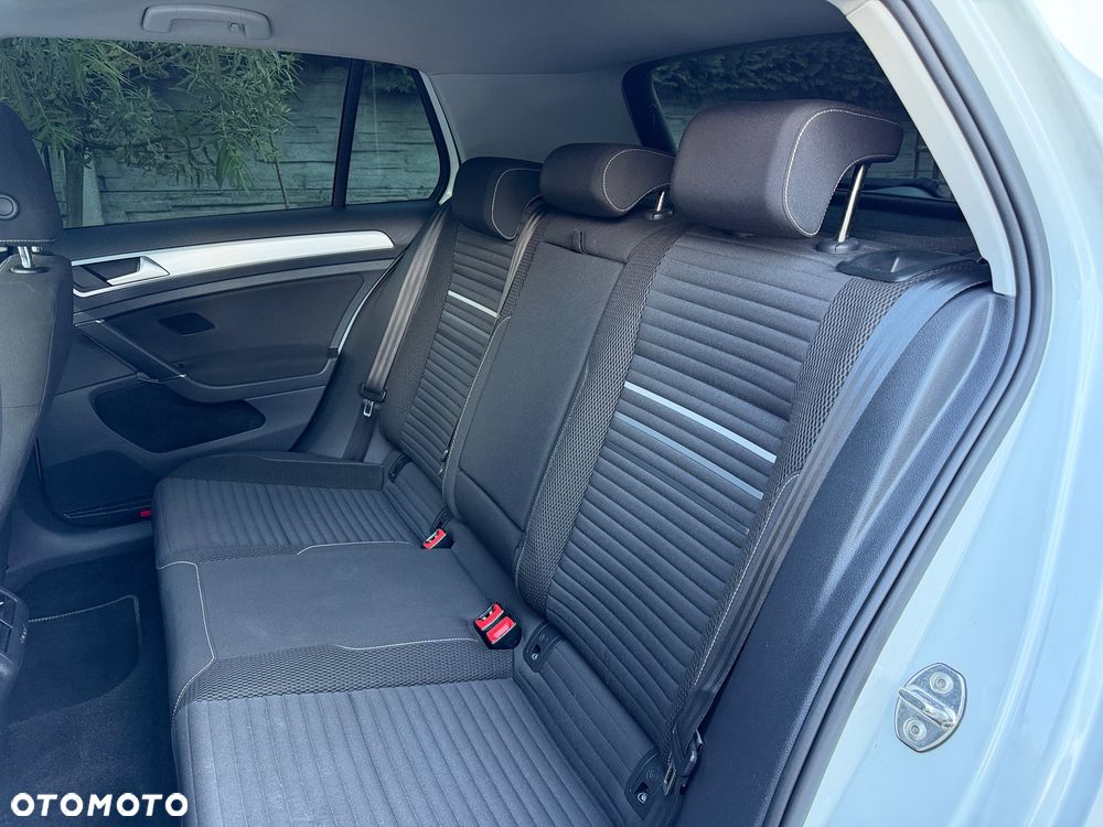 Volkswagen Golf 1.4 TSI BlueMotion Technology Cup - 24