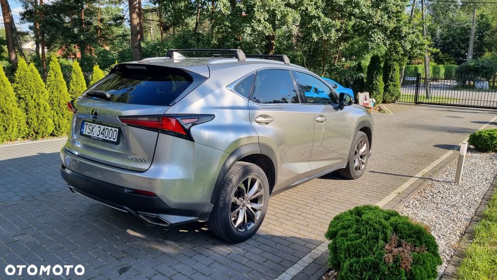 Lexus NX 300 F Sport AWD - 3